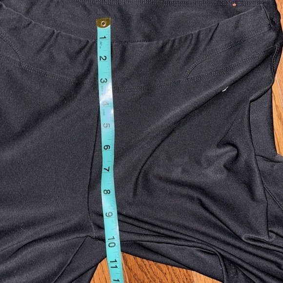 Black Nike  Dry-Fit Wide Leg Capri Leggings M - Picture 8 of 12